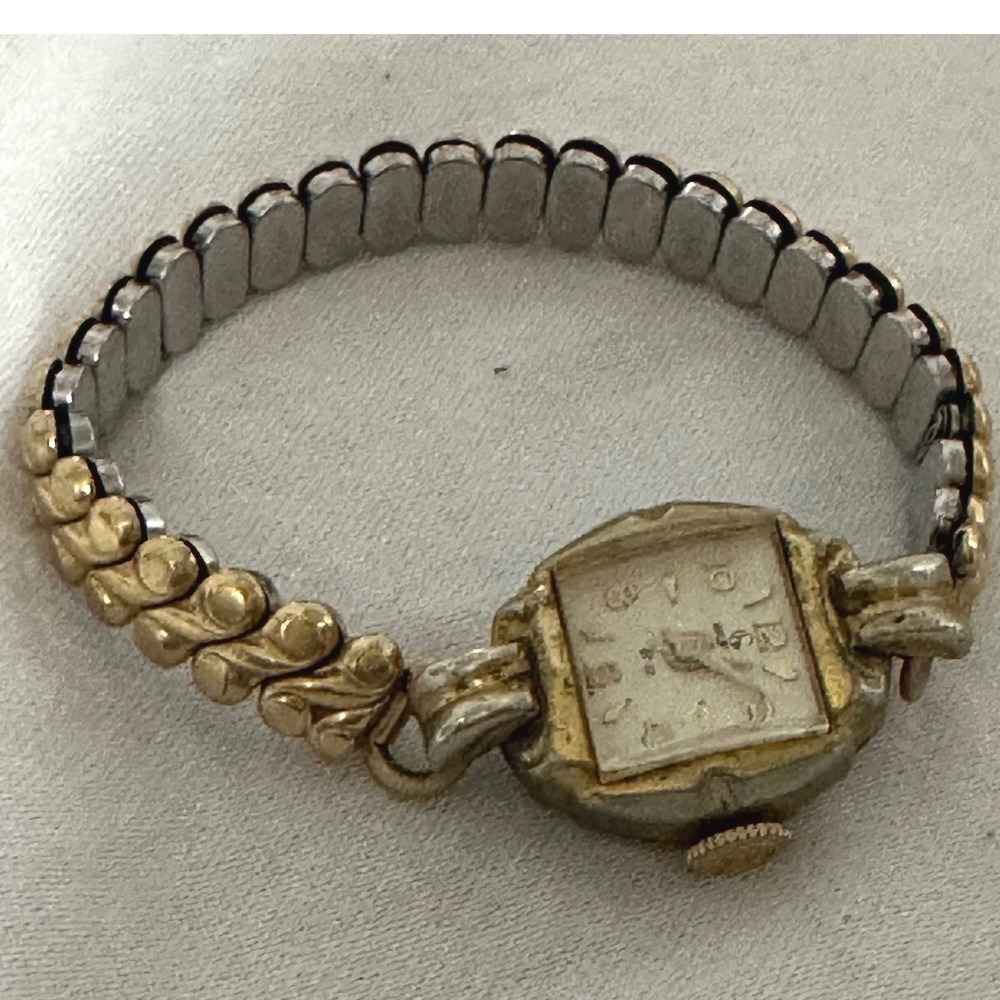 Helbros Vintage Square Watch Womens Gold Tone Fair Mechanical Wind France Retro